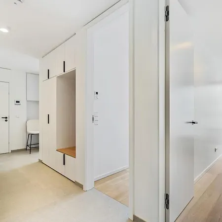 Appartement Upscale Urban Style & Comfort For Six *