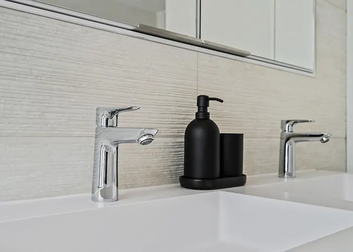 Upscale Urban Style & Comfort For Six Διαμέρισμα *