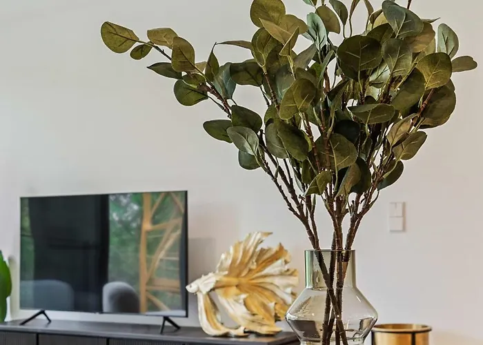 Upscale Urban Style & Comfort For Six Luxemburgo