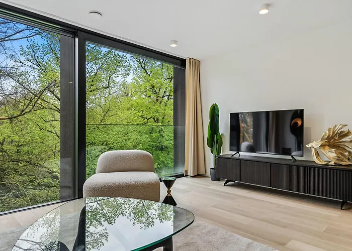 Διαμέρισμα Upscale Urban Style & Comfort For Six Λουξεμβούργο