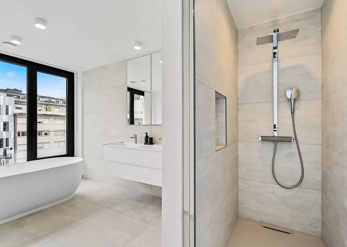 Appartement Upscale Urban Style & Comfort For Six